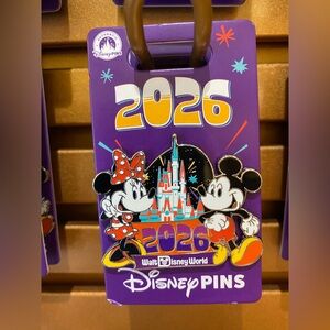 2026 Walt Disney World Parks Dated Year OE Pin Mickey & Minnie Mouse Castle BNWT